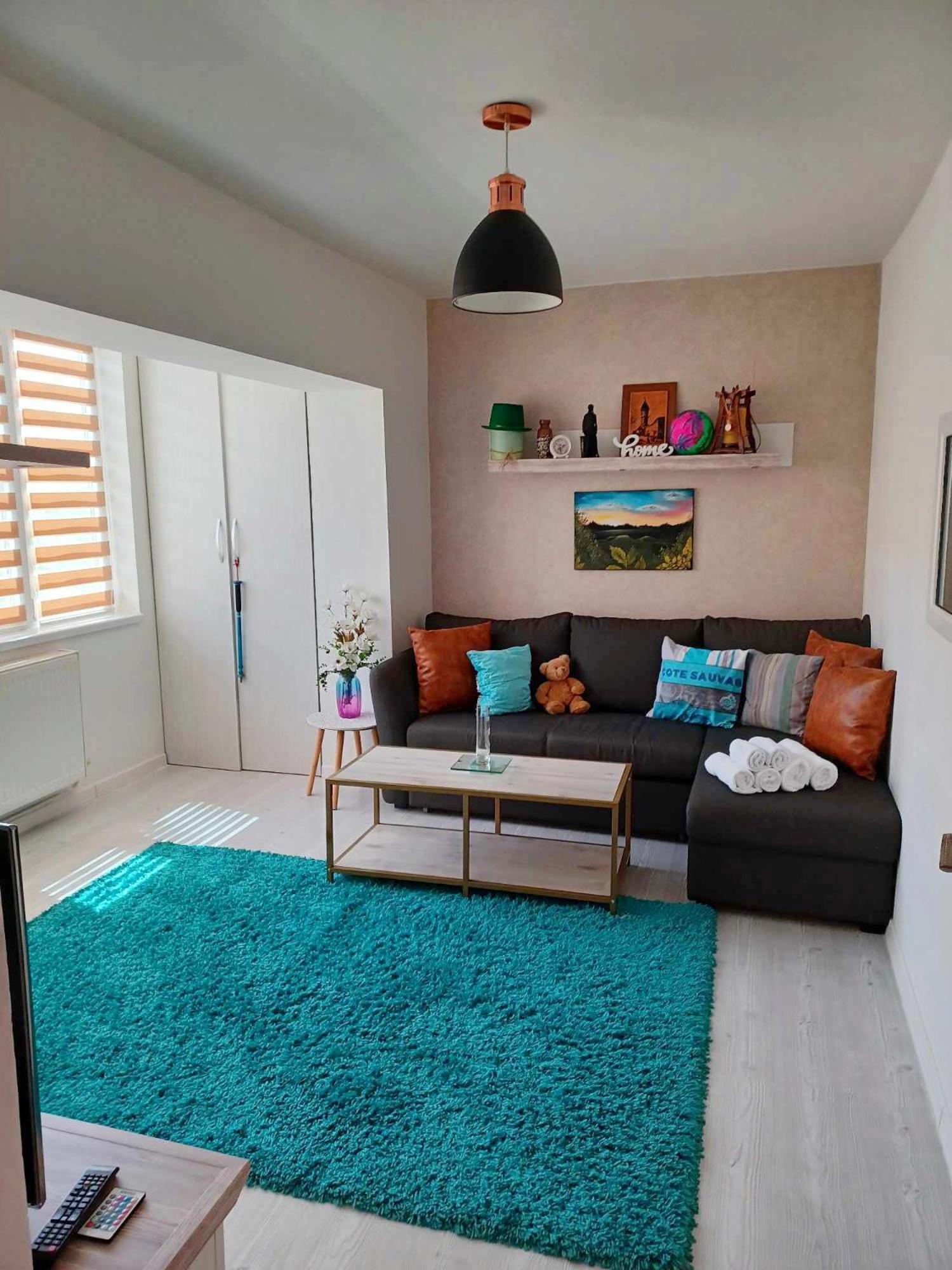 דירות Bistriţa Parc Side Apartament מראה חיצוני תמונה